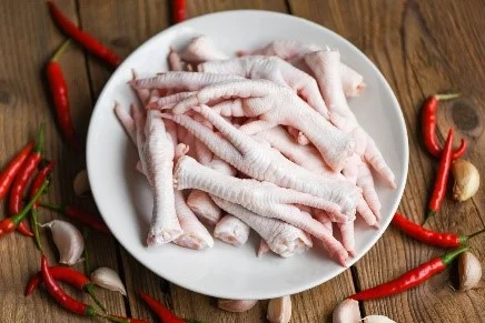 chicken feet (runners) chicken feet (runners)